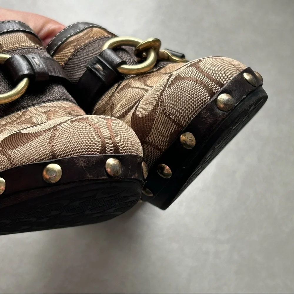 Coach clogs Size 7.5 - Picture 9 of 13